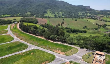 Liberado pra Construir | Lotes a partir de 250m² em Extrema com Lagos e Lazer | Facilitado
