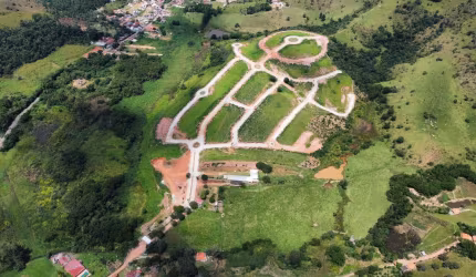Próximo do CENTRO | LOTES a partir de 300m² em Bom Jesus dos Perdões em Condomínio Fechado