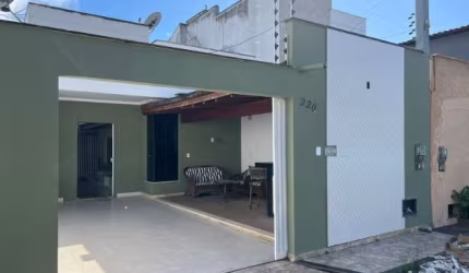 Casa Mobiliada à Venda – Conforto e Praticidade em Porto Seguro!