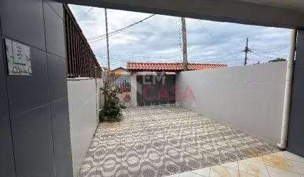Casa à Venda – Lado Praia em Unamar, Cabo Frio!
