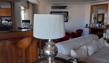 Apartamento para aluguel possui 185 metros quadrados com 3 quartos em Aparecida - Santos - SP