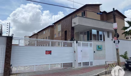 Apartamento com 2 dormitórios à venda, 51 m² por R$ 149.000,00 - Serrinha - Fortaleza/CE