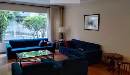 Casa, tipo sobrado com 4 dormitórios sendo 2 tipos suítes ampla sala 3 vagas e quintal em região nobre do Klabin Jardim da Glória Vila Mariana
