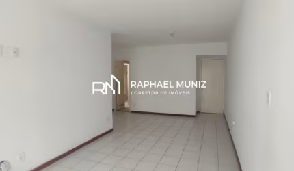 APARTAMENTO COM 2 QUARTOS 2 BANHEIROS PRÓXIMO A PRAÇA