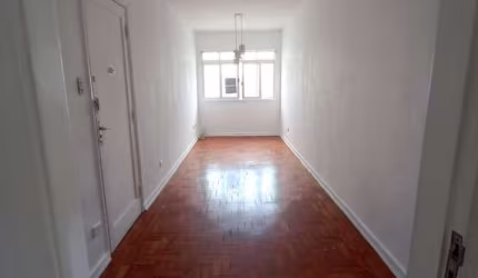 Casa - Village, para Venda em São Vicente/SP