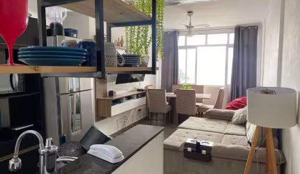 Apartamento - Padrão, para Venda em Santos/SP