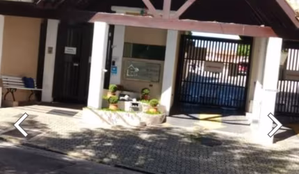 Bonito sobrado  em Condominio  fechado  no Horto  do  Ypê  3 dormitorios