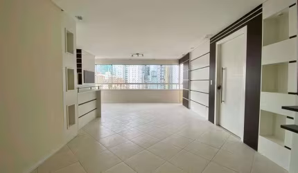 Aluguel Anual: Apartamento 3 quartos no centro de Balneário Camboriú.