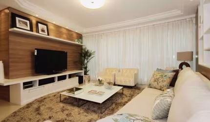 Aluguel Anual: Apartamento com 3 suítes para alugar, Centro - Balneário Camboriú/SC