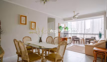 Aluguel Anual: Apartamento 2 quartos sendo 1 suíte quadra mar em Balneário Camboriú