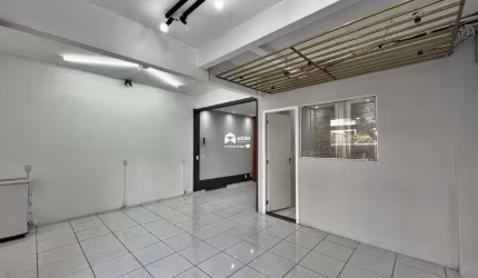 Aluguel Anual: Sala Térrea comercial 60m² Avenida Alvin Bauer - Centro Balneário Camboriú.