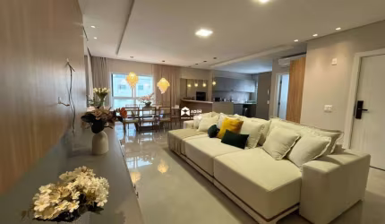 Aluguel anual: Apartamento alto padrão de 3 suítes na Barra Norte em Balneário Camboriú