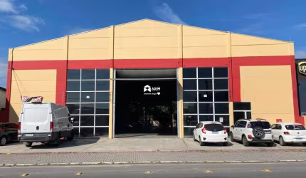 Galpão com 1200m² para Locação no Centro de Navegantes/SC