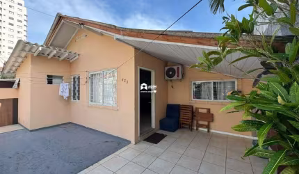 Casa para aluguel, 3 quartos, 1 suíte, 1 vaga, Meia Praia - Itapema/SC