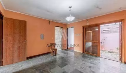 Awm Vende Casa  03 dormitórios no Bairro  Chácara Das Pedras, Porto Alegre - CA207