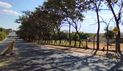 Agradável terreno comercial para venda, 6,475m²