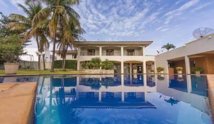 Deslumbrante sobrado para venda com 7 quartos, sendo 4 suítes, 1,254m²