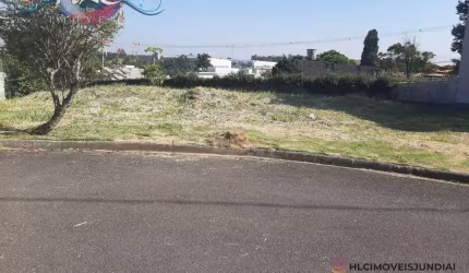 Terreno à Venda no condomínio Terras de Genova - lote em declive com uma vista para a Mata