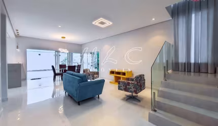 Casa à Venda no Condomínio Brisas de Jundiaí, Simplesmente Magnífica - Casa Recém construida