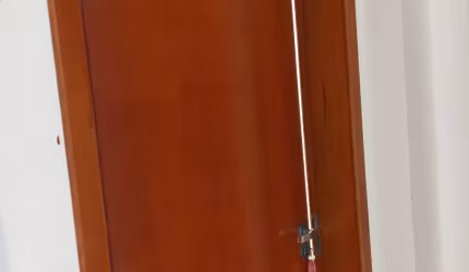 Apartamento térreo  com área externa.