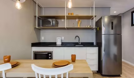 Studio para aluguel com 27 metros quadrados com 1 quarto em Centro - Florianópolis - SC