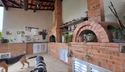 Casa para Venda em São Pedro da Aldeia, CENTRO, 6 dormitórios, 2 suítes, 6 banheiros, 2 vagas