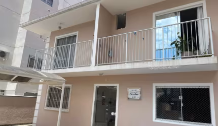 Lindo apartamento semi mobiliado no Pagani II