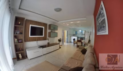 Casa para Temporada em Itapema, Centro, 4 dormitórios, 2 suítes, 3 banheiros, 2 vagas
