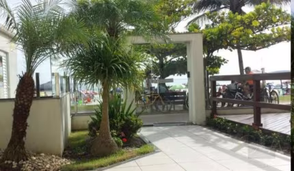 Apartamento para Temporada em Itapema, Meia Praia, 3 dormitórios, 1 suíte, 2 banheiros, 1 vaga