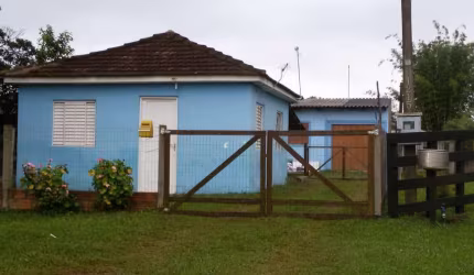 Casa para Venda em Capão do Leão, Hidráulica, 1 dormitório, 1 banheiro, 1 vaga