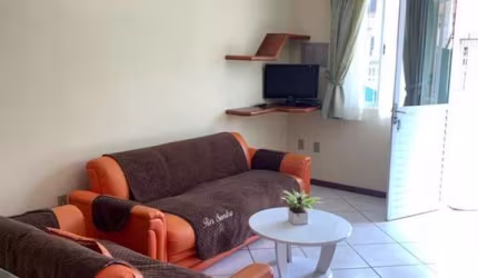 Casa para Temporada em Bombinhas, Bombas, 2 dormitórios, 1 banheiro, 1 vaga