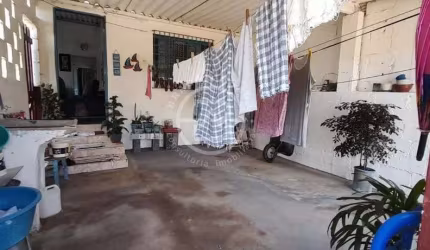 Casa para Venda em Peruíbe, Estância São José, 2 dormitórios, 1 banheiro, 2 vagas