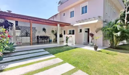 Sobrado com 3 dormitórios (1 suíte) e 7 vagas à venda, 224 m² por R$ 1.800.000 - Centro - São Bernardo do Campo/SP