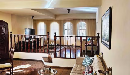 Sobrado com 3 dormitórios (1 suíte) e 4 vagas à venda, 390 m² por R$ 2.000.000 - Ipiranga - São Paulo/SP