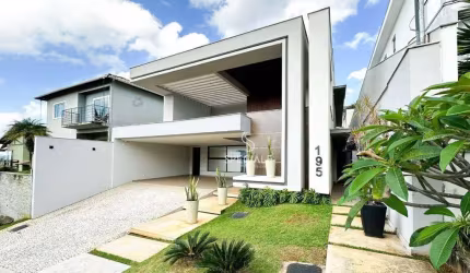 Casa com 4 quartos à venda, 365 m² por R$ 2.500.000 - Bosque Imperial - Juiz de Fora/MG