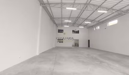 Galpão para locação no Jardim Flora, um excelente ponto comercial.
