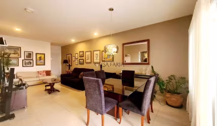 Casa Térrea em Condomínio Mobiliada com 3 Suítes para Locação