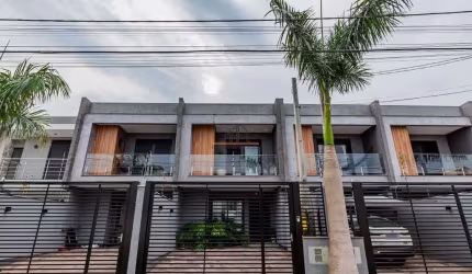 Casa localizada no bairro Estância Velha/Canoas
