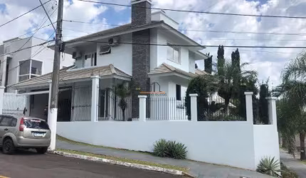 Casa Sobrado localizado no Bairro Parque Amador/Esteio