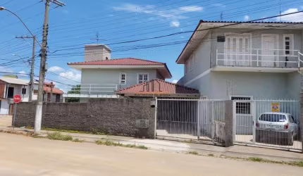 Casa localizada no bairro Tamandaré/Esteio