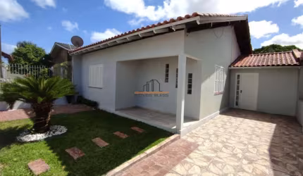 Casa 2 dormitórios com piscina no Centro de Sapucaia do Sul!