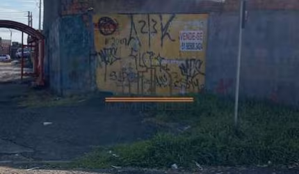 Terreno com espaço comercial localizado no bairro Estância Velha/Canoas