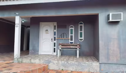 Casa localizada no bairro Estância Velha/Canoas