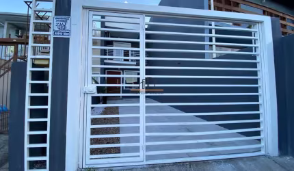 Casa localizada no bairro São José/Canoas