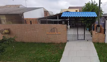 Casa localizada no bairro Harmonia/Canoas