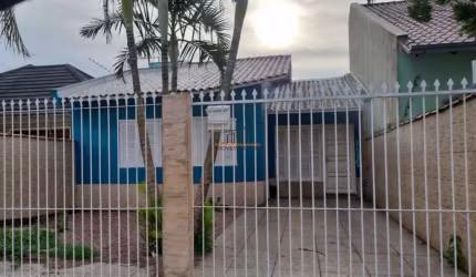 Casa localizada no bairro Harmonia/Canoas