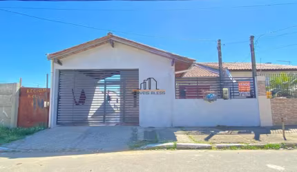 Casa localizada no bairro Harmonia/Canoas