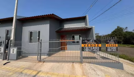 Casa - Sobrado para venda  no Bairro Lomba da Palmeira em Sapucaia do Sul