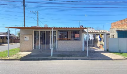 Casa localizada no bairro Fátima/Canoas