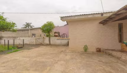 Casa localizada no bairro Harmonia/Canoas